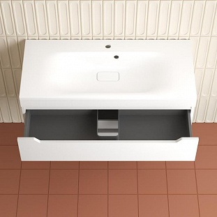 ����� ��������� "�����" 100 ����� ����� �� �������� ������� � �. ������� �����