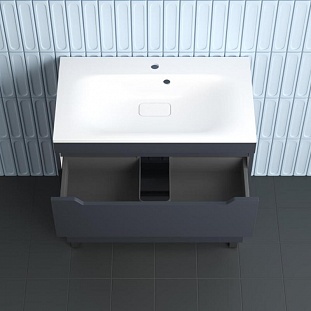 ����� ��������� "�����" 100 ������ ����� �� �������� ������� � �. ������� �����