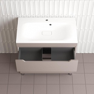 ����� ��������� "�����" 100 ���� ������ ����� �� �������� ������� � �. ������� �����